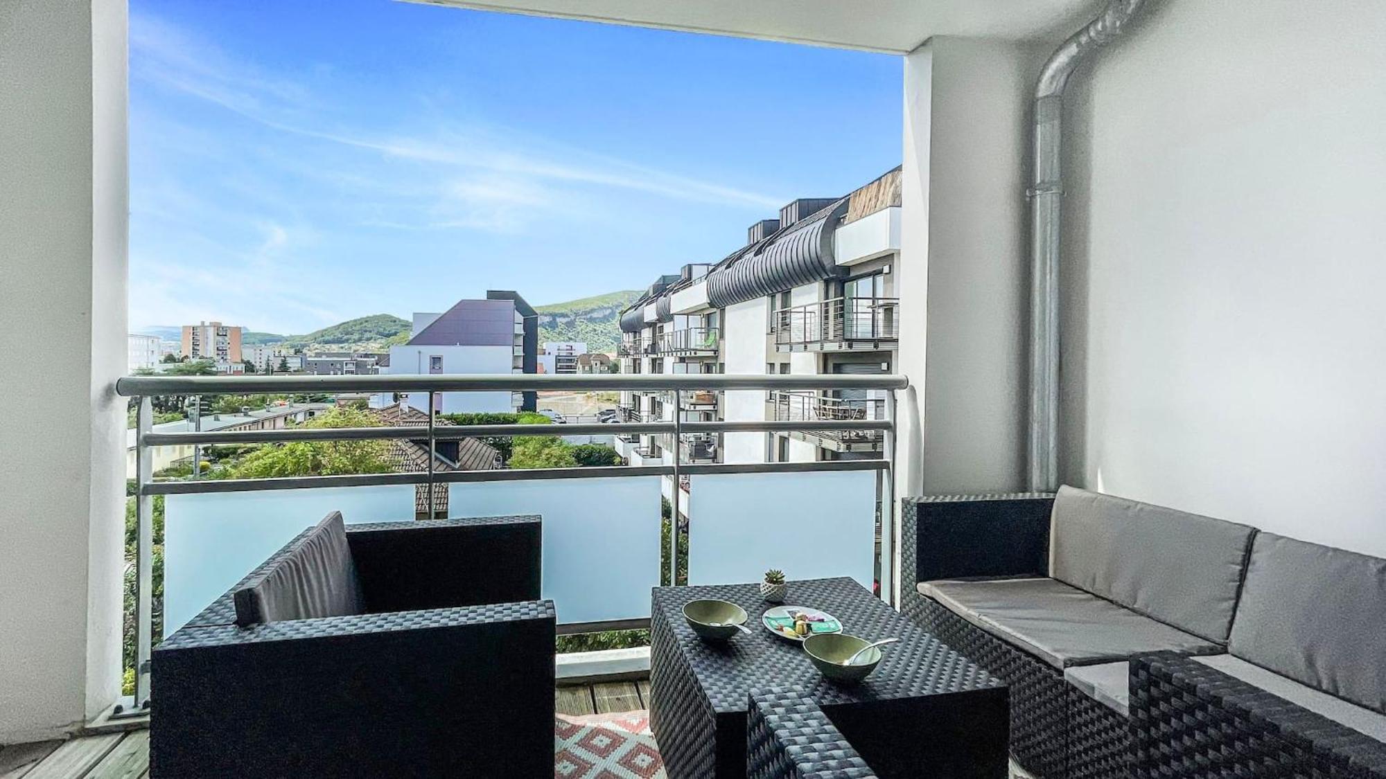 Homey Chloe - New - Parking Gratuit - Balcon Prive - Proche Geneve Annemasse Zewnętrze zdjęcie